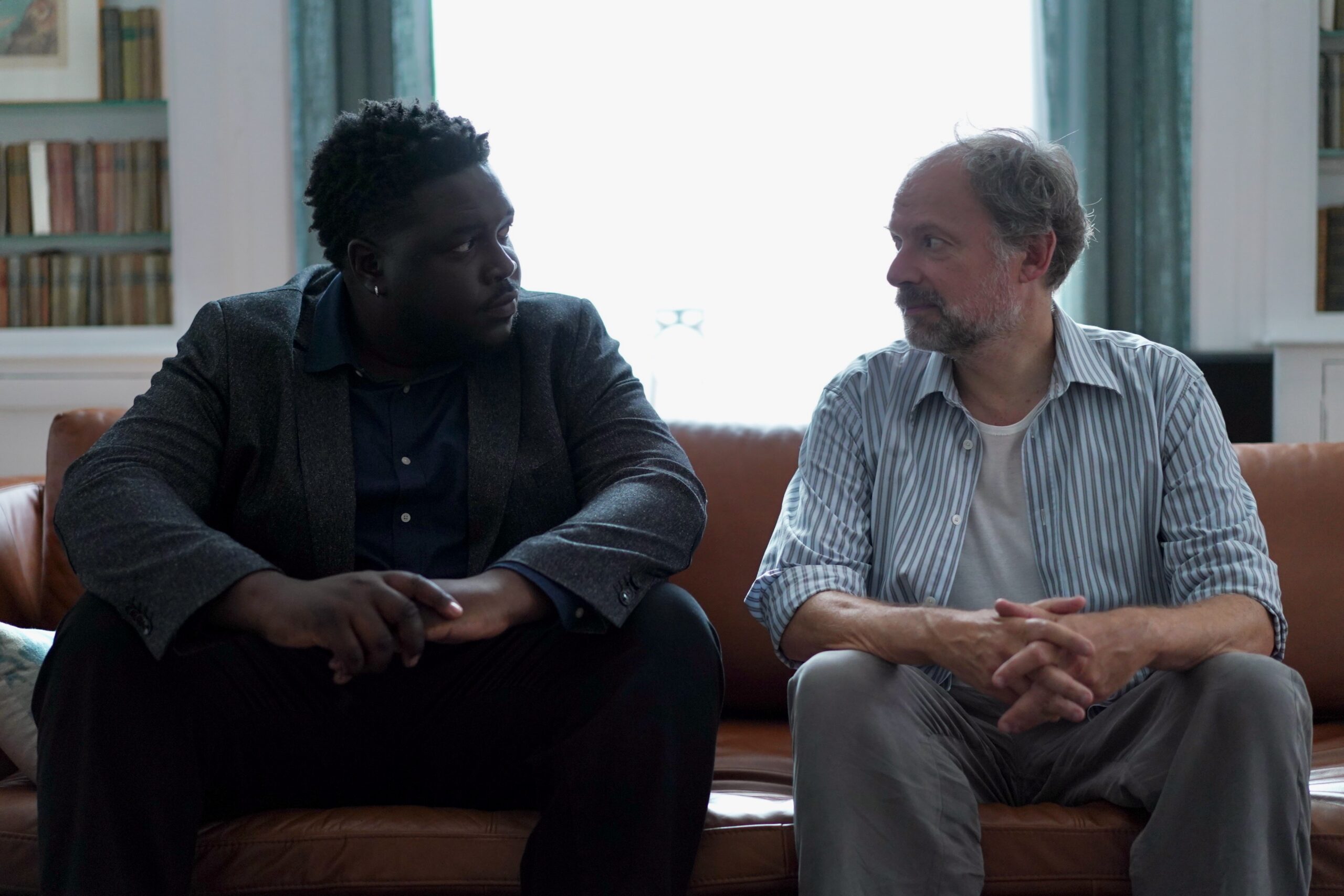 06. LE REPONDEUR - © 2025 Emmanuelle Jacobson-Roques - Le Bureau Films