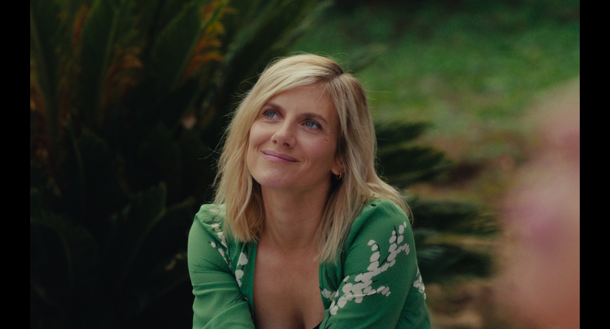 QUI BRILLE AU COMBAT_@ 2025 . cowboys films . the man . france 3 cinéma_4